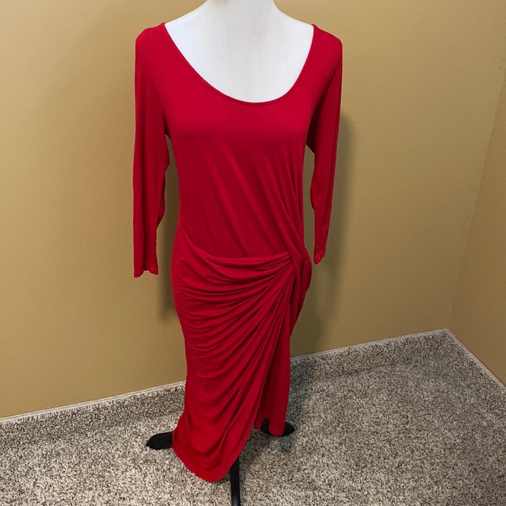 👑 The Vanity Room Twist Front Dress